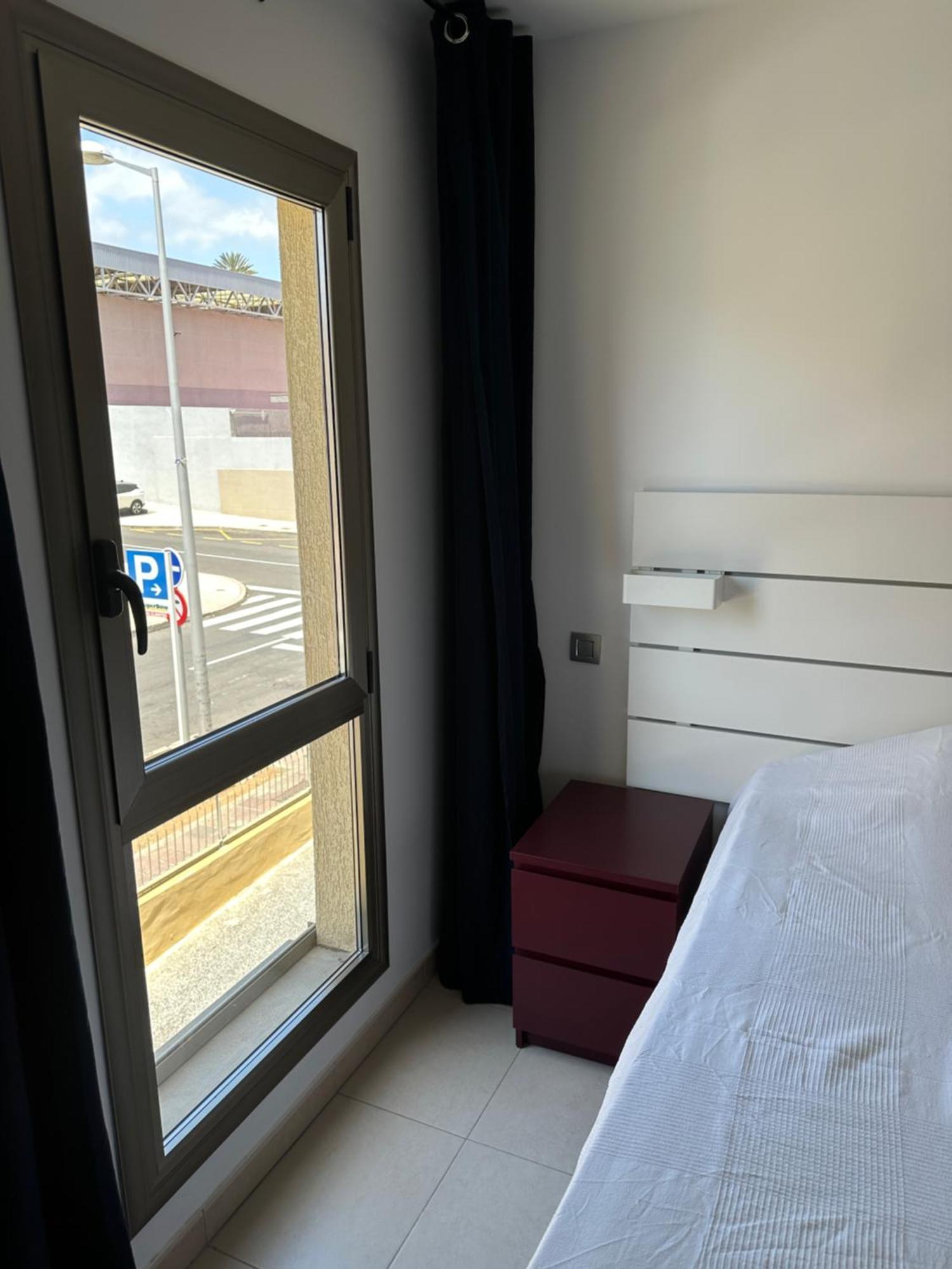 Alcala Seaside Apartment, Two Rooms, Private Parking מראה חיצוני תמונה